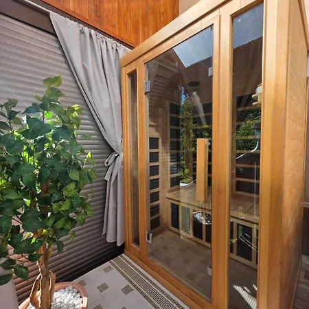아파트 Jurcek With Jacuzzi & Sauna *