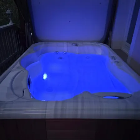 Jurcek With Jacuzzi & Sauna